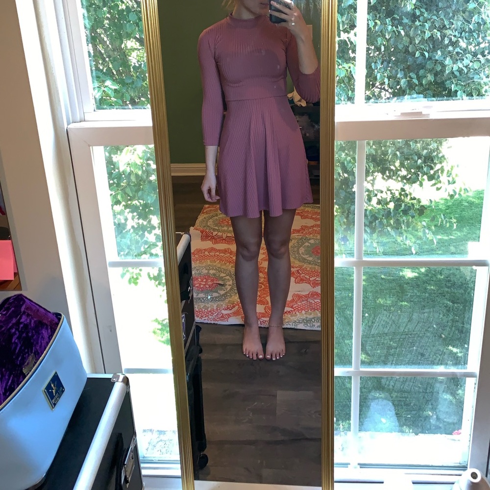 Cute Ribbed Dress - Picture 5 of 7
